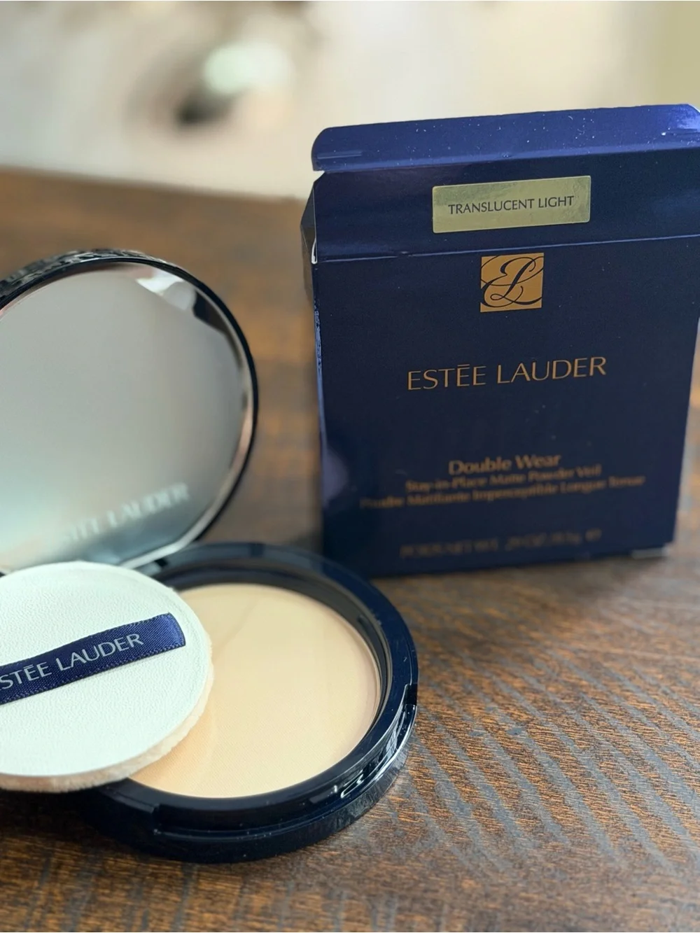 Estée Lauder Double Wear Translucent Light Compact -